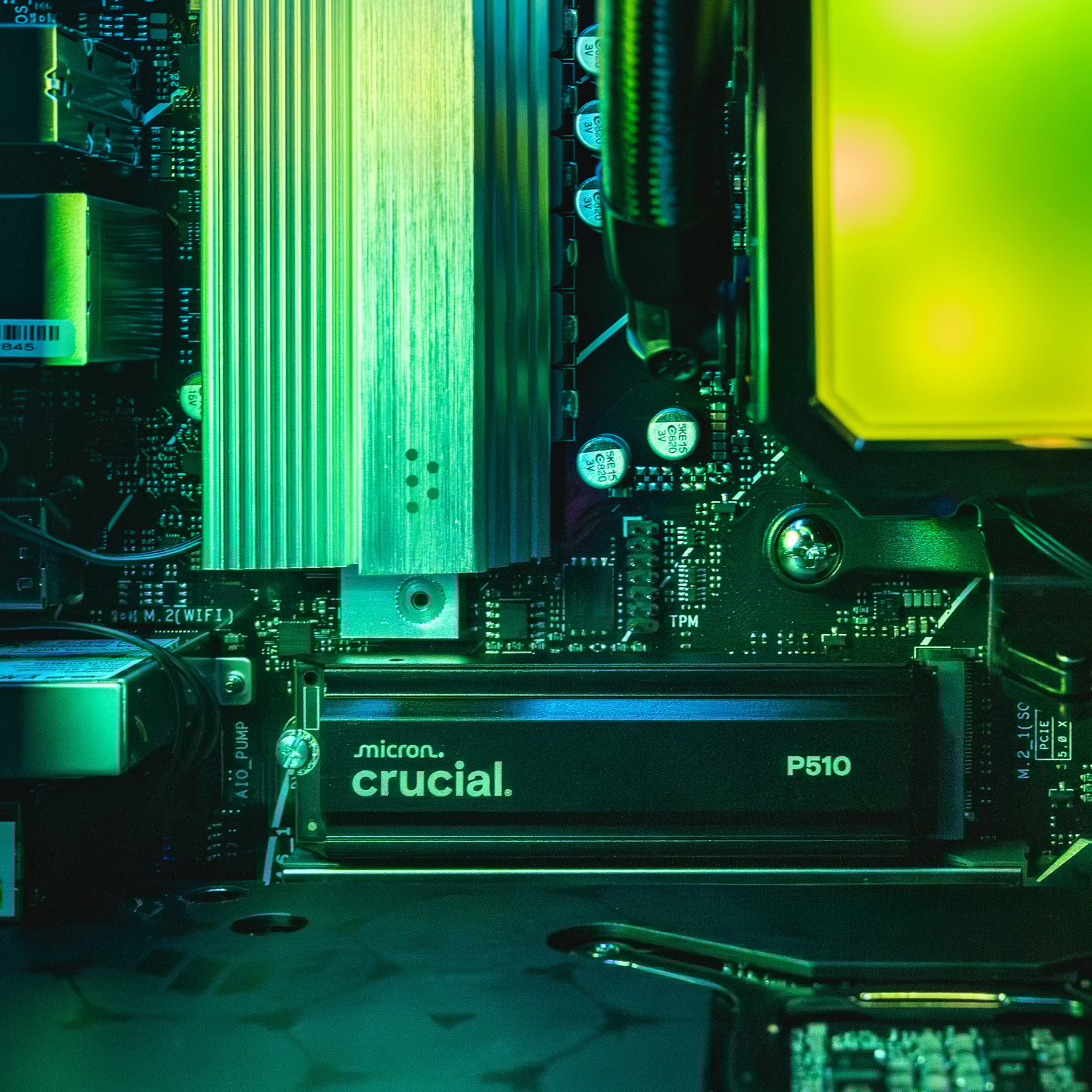 Crucial P510 1TB M.2 Gen5 with Heatsink NVMe 3D NAND SSD